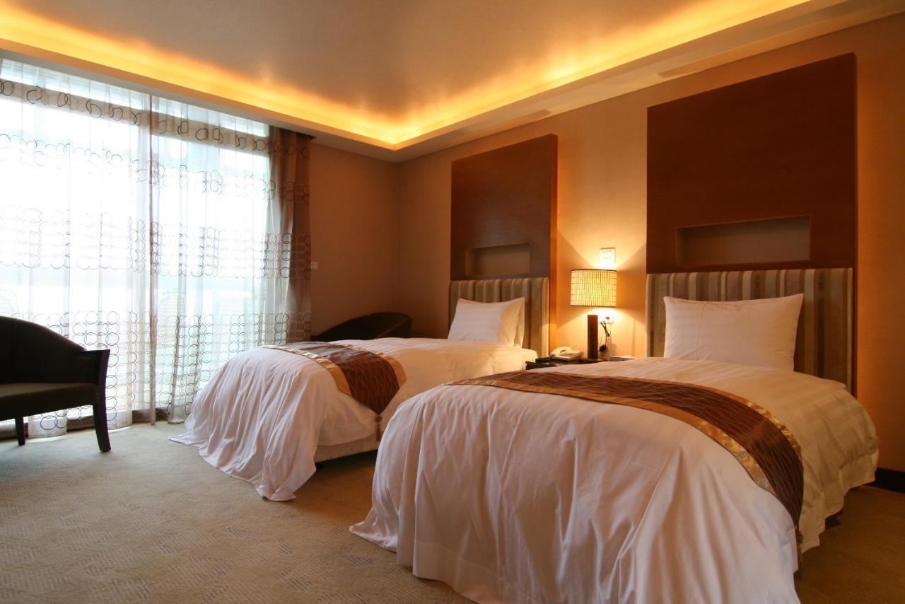 East Coast Sea View Hotel Chenggong Eksteriør bilde