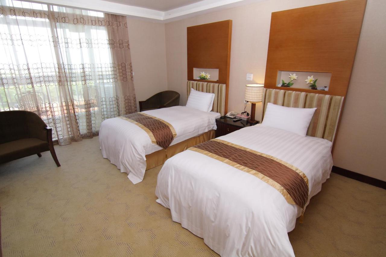 East Coast Sea View Hotel Chenggong Eksteriør bilde